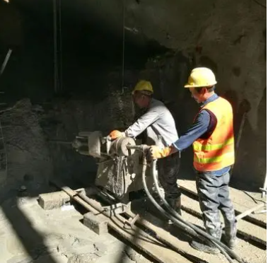 云霄水下抗分散灌浆料特点 水下不分散注浆料介绍