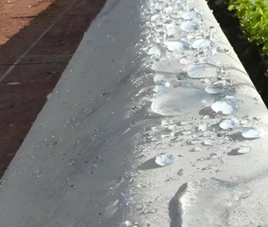 云霄硅烷浸渍涂料在混凝土保护中的应用